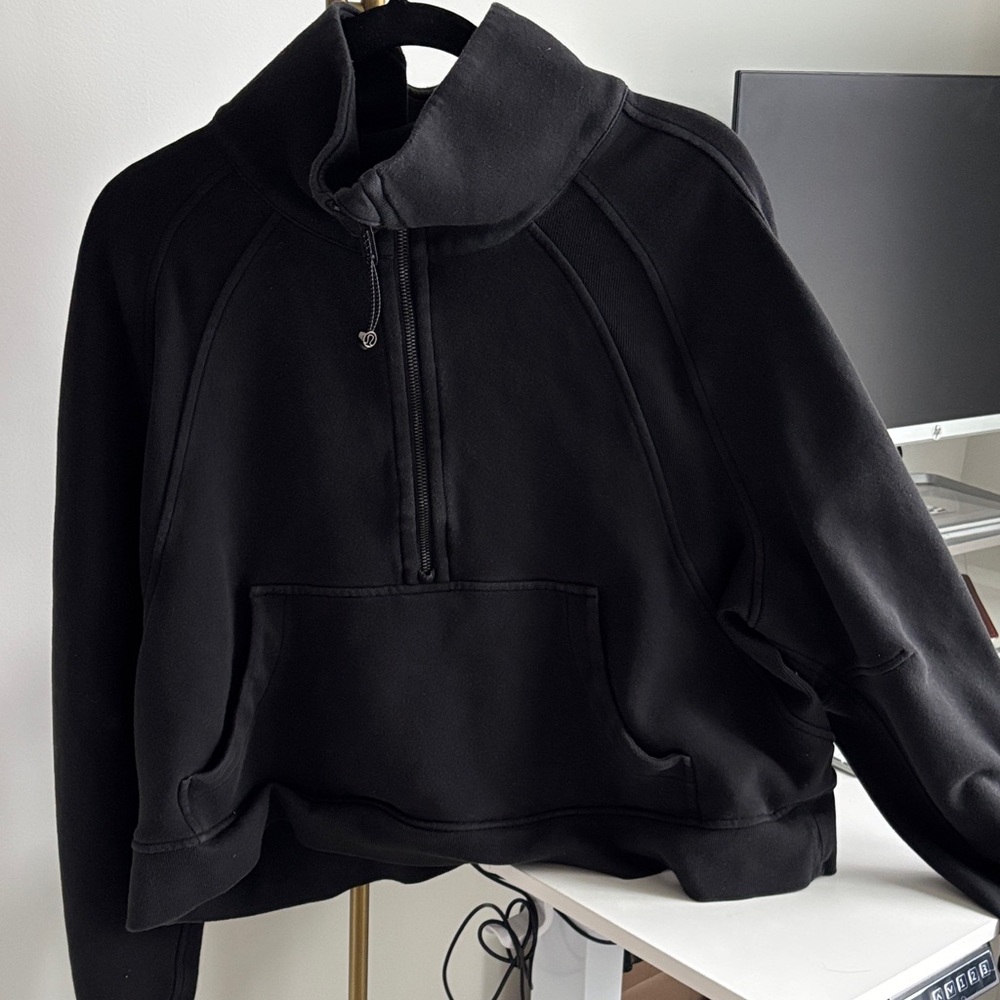 Lululemon Funnel Neck Scuba in Black